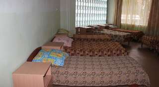 Гостиница Радуга Тольятти Кровать в общем номере для мужчин и женщин с 8 кроватями-6